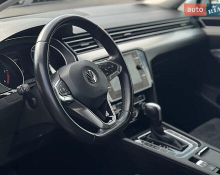 Сірий Фольксваген Пассат, об'ємом двигуна 2 л та пробігом 293 тис. км за 18200 $, фото 28 на Automoto.ua