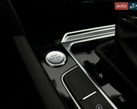 Сірий Фольксваген Пассат, об'ємом двигуна 1.97 л та пробігом 299 тис. км за 18450 $, фото 36 на Automoto.ua