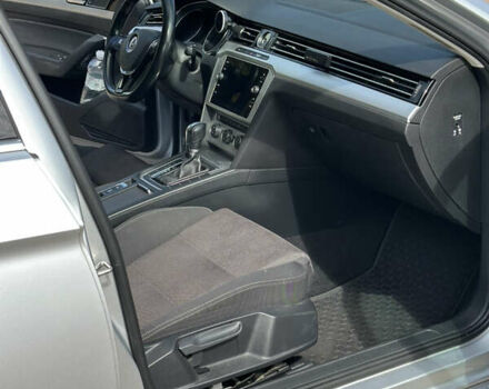 Серый Фольксваген Пассат, объемом двигателя 1.97 л и пробегом 223 тыс. км за 19600 $, фото 19 на Automoto.ua