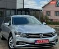 Серый Фольксваген Пассат, объемом двигателя 1.6 л и пробегом 240 тыс. км за 16300 $, фото 1 на Automoto.ua