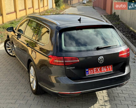 Фольксваген Пассат 2019 в Ужгороде на Automoto.ua Серый Фольксваген Пассат, объемом двигателя 1.97 л и пробегом 243 тыс. км за 18300 $, фото 7 на Automoto.ua
