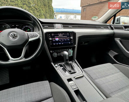 Серый Фольксваген Пассат, объемом двигателя 1.97 л и пробегом 227 тыс. км за 20499 $, фото 46 на Automoto.ua