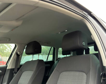 Серый Фольксваген Пассат, объемом двигателя 1.97 л и пробегом 210 тыс. км за 19800 $, фото 21 на Automoto.ua