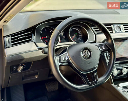 Фольксваген Пассат 2019 в Ужгороде на Automoto.ua Серый Фольксваген Пассат, объемом двигателя 1.97 л и пробегом 243 тыс. км за 18300 $, фото 25 на Automoto.ua