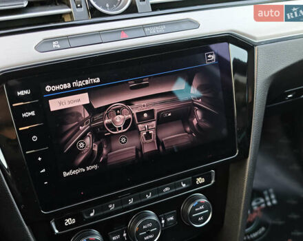 Сірий Фольксваген Пассат, об'ємом двигуна 2 л та пробігом 196 тис. км за 20999 $, фото 39 на Automoto.ua