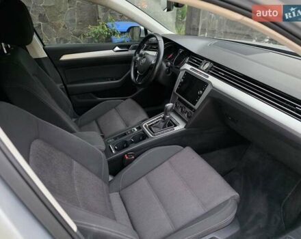 Серый Фольксваген Пассат, объемом двигателя 1.97 л и пробегом 225 тыс. км за 18000 $, фото 6 на Automoto.ua