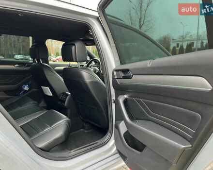 Серый Фольксваген Пассат, объемом двигателя 1.97 л и пробегом 193 тыс. км за 29900 $, фото 21 на Automoto.ua