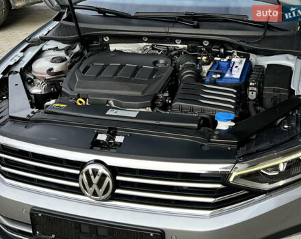 Серый Фольксваген Пассат, объемом двигателя 1.97 л и пробегом 227 тыс. км за 20499 $, фото 94 на Automoto.ua