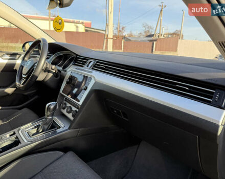 Сірий Фольксваген Пассат, об'ємом двигуна 2 л та пробігом 221 тис. км за 16500 $, фото 29 на Automoto.ua