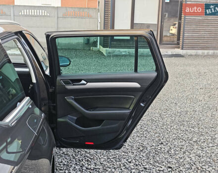 Сірий Фольксваген Пассат, об'ємом двигуна 2 л та пробігом 196 тис. км за 20999 $, фото 63 на Automoto.ua