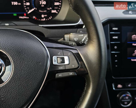 Сірий Фольксваген Пассат, об'ємом двигуна 2 л та пробігом 196 тис. км за 20999 $, фото 27 на Automoto.ua