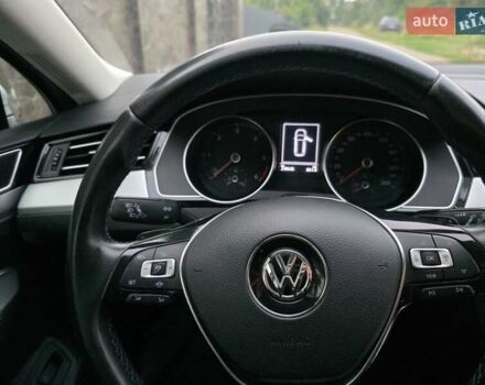 Серый Фольксваген Пассат, объемом двигателя 1.97 л и пробегом 225 тыс. км за 18000 $, фото 5 на Automoto.ua