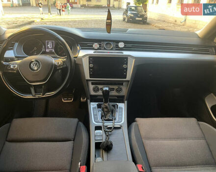 Серый Фольксваген Пассат, объемом двигателя 1.98 л и пробегом 263 тыс. км за 17350 $, фото 8 на Automoto.ua