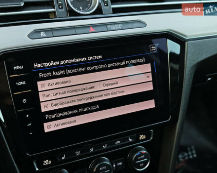 Сірий Фольксваген Пассат, об'ємом двигуна 2 л та пробігом 196 тис. км за 20999 $, фото 41 на Automoto.ua