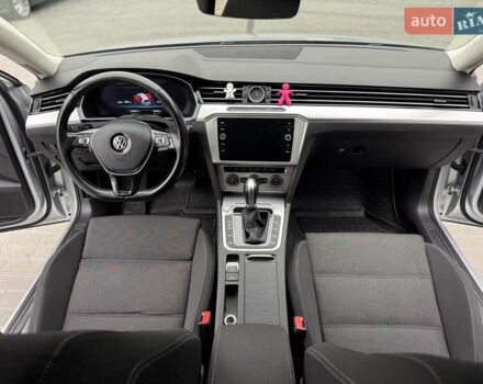 Сірий Фольксваген Пассат, об'ємом двигуна 2 л та пробігом 281 тис. км за 17500 $, фото 39 на Automoto.ua