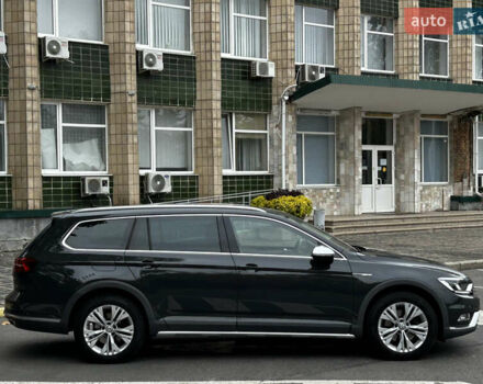 Серый Фольксваген Пассат, объемом двигателя 1.97 л и пробегом 259 тыс. км за 23999 $, фото 6 на Automoto.ua