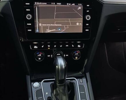 Серый Фольксваген Пассат, объемом двигателя 1.97 л и пробегом 188 тыс. км за 22500 $, фото 44 на Automoto.ua