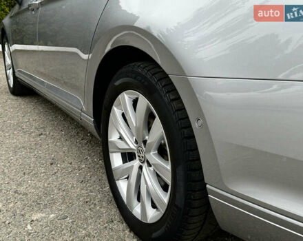 Серый Фольксваген Пассат, объемом двигателя 1.97 л и пробегом 227 тыс. км за 20499 $, фото 28 на Automoto.ua