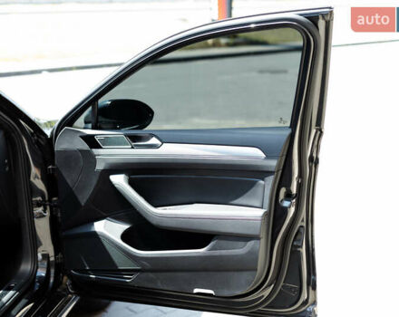 Серый Фольксваген Пассат, объемом двигателя 1.97 л и пробегом 212 тыс. км за 25200 $, фото 18 на Automoto.ua