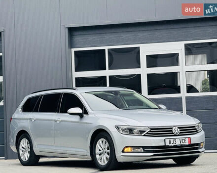 Сірий Фольксваген Пассат, об'ємом двигуна 2 л та пробігом 281 тис. км за 17500 $, фото 2 на Automoto.ua