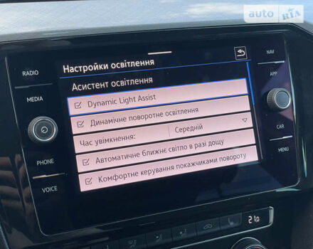 Серый Фольксваген Пассат, объемом двигателя 2 л и пробегом 211 тыс. км за 20699 $, фото 42 на Automoto.ua