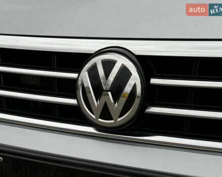 Серый Фольксваген Пассат, объемом двигателя 1.97 л и пробегом 227 тыс. км за 20499 $, фото 18 на Automoto.ua