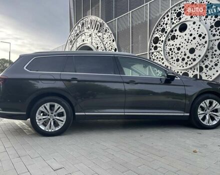 Серый Фольксваген Пассат, объемом двигателя 1.97 л и пробегом 188 тыс. км за 22500 $, фото 10 на Automoto.ua