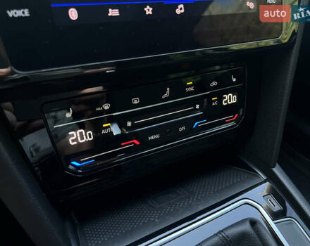 Серый Фольксваген Пассат, объемом двигателя 2 л и пробегом 171 тыс. км за 24500 $, фото 25 на Automoto.ua