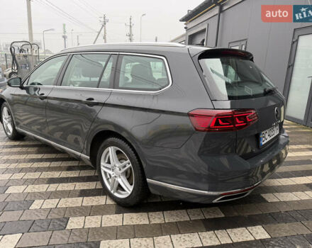 Серый Фольксваген Пассат, объемом двигателя 1.97 л и пробегом 220 тыс. км за 20990 $, фото 12 на Automoto.ua