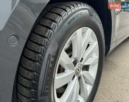 Серый Фольксваген Пассат, объемом двигателя 2 л и пробегом 220 тыс. км за 19800 $, фото 20 на Automoto.ua