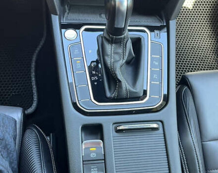 Серый Фольксваген Пассат, объемом двигателя 1.97 л и пробегом 176 тыс. км за 27900 $, фото 36 на Automoto.ua