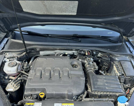 Серый Фольксваген Пассат, объемом двигателя 1.97 л и пробегом 185 тыс. км за 28000 $, фото 19 на Automoto.ua