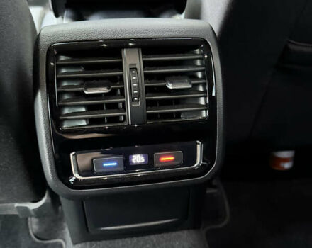 Серый Фольксваген Пассат, объемом двигателя 1.97 л и пробегом 265 тыс. км за 22300 $, фото 29 на Automoto.ua