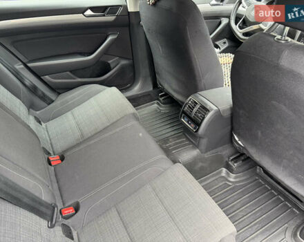 Сірий Фольксваген Пассат, об'ємом двигуна 1.97 л та пробігом 160 тис. км за 21000 $, фото 10 на Automoto.ua