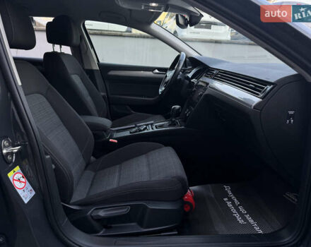 Серый Фольксваген Пассат, объемом двигателя 2 л и пробегом 220 тыс. км за 19800 $, фото 85 на Automoto.ua