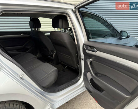 Серый Фольксваген Пассат, объемом двигателя 2 л и пробегом 205 тыс. км за 19500 $, фото 30 на Automoto.ua