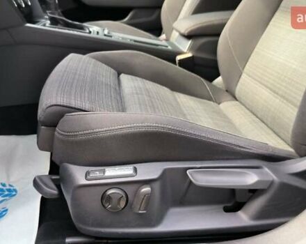 Серый Фольксваген Пассат, объемом двигателя 2 л и пробегом 162 тыс. км за 26000 $, фото 4 на Automoto.ua