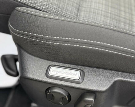 Серый Фольксваген Пассат, объемом двигателя 1.6 л и пробегом 197 тыс. км за 18499 $, фото 7 на Automoto.ua