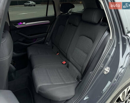 Сірий Фольксваген Пассат, об'ємом двигуна 2 л та пробігом 269 тис. км за 18750 $, фото 29 на Automoto.ua