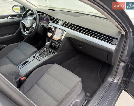 Серый Фольксваген Пассат, объемом двигателя 2 л и пробегом 232 тыс. км за 21799 $, фото 42 на Automoto.ua