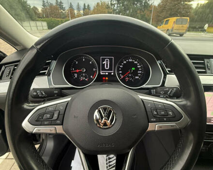 Серый Фольксваген Пассат, объемом двигателя 1.6 л и пробегом 197 тыс. км за 18499 $, фото 8 на Automoto.ua