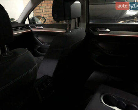 Серый Фольксваген Пассат, объемом двигателя 1.97 л и пробегом 185 тыс. км за 22950 $, фото 72 на Automoto.ua