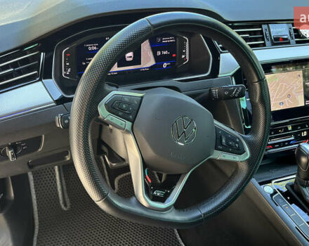 Серый Фольксваген Пассат, объемом двигателя 1.97 л и пробегом 176 тыс. км за 27900 $, фото 20 на Automoto.ua