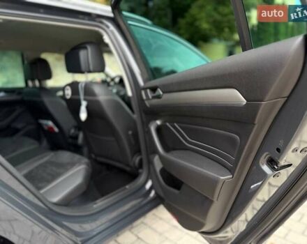 Фольксваген Пассат 2020 в Ужгороде на Automoto.ua Серый Фольксваген Пассат, объемом двигателя 1.97 л и пробегом 190 тыс. км за 20999 $, фото 11 на Automoto.ua