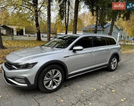 Серый Фольксваген Пассат, объемом двигателя 1.97 л и пробегом 138 тыс. км за 28400 $, фото 2 на Automoto.ua