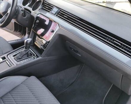 Серый Фольксваген Пассат, объемом двигателя 1.97 л и пробегом 205 тыс. км за 24600 $, фото 7 на Automoto.ua