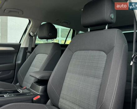 Серый Фольксваген Пассат, объемом двигателя 2 л и пробегом 220 тыс. км за 19800 $, фото 37 на Automoto.ua