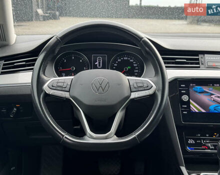 Серый Фольксваген Пассат, объемом двигателя 2 л и пробегом 216 тыс. км за 21300 $, фото 31 на Automoto.ua