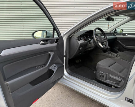 Серый Фольксваген Пассат, объемом двигателя 2 л и пробегом 205 тыс. км за 19500 $, фото 47 на Automoto.ua