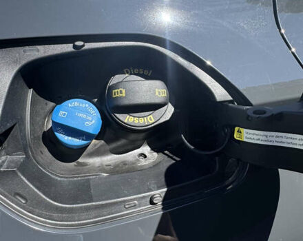 Серый Фольксваген Пассат, объемом двигателя 1.97 л и пробегом 185 тыс. км за 28000 $, фото 6 на Automoto.ua